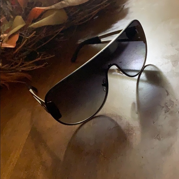 fake versace shades